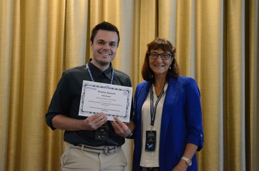 <Text wird generiert, bitte warten...>